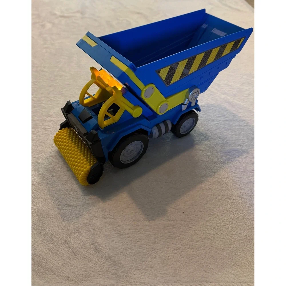 Rubble & Crew Charger's Crane Grabber Dump Truck Blue Yellow Toy Vehicle Only